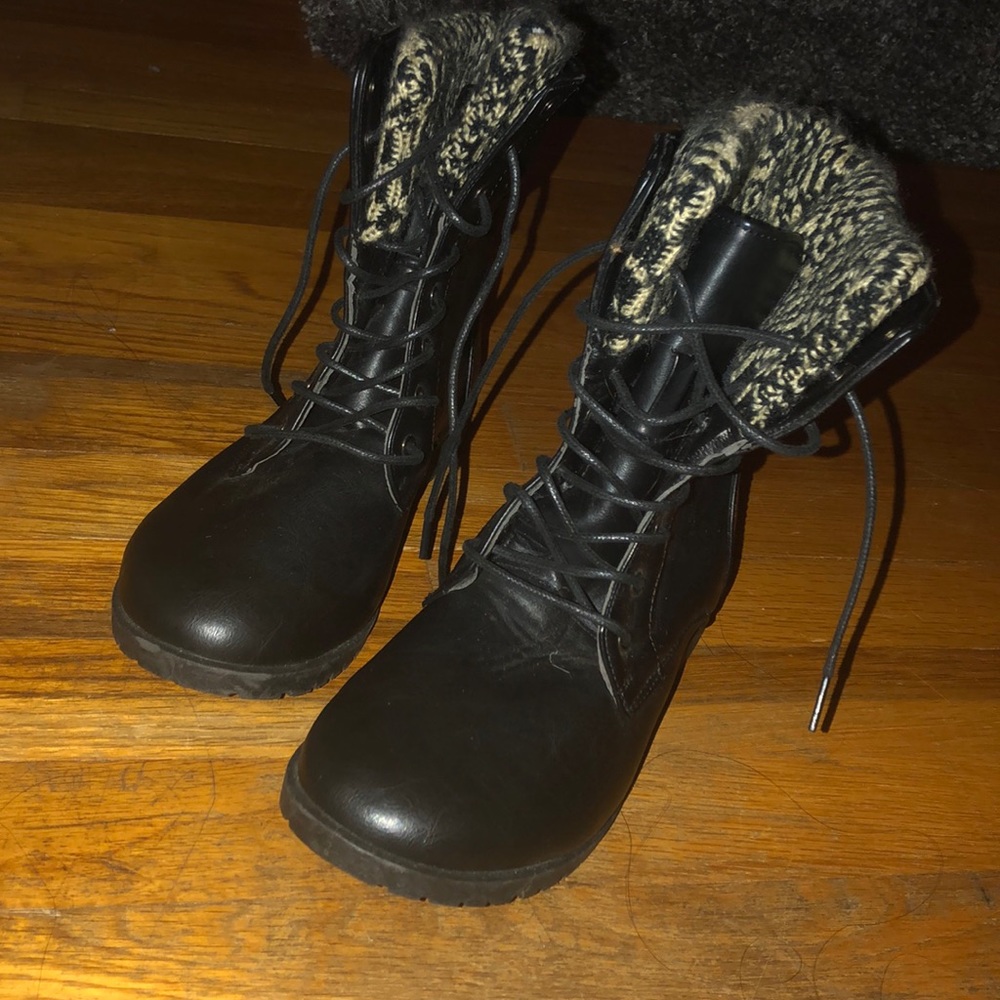 combat boots
